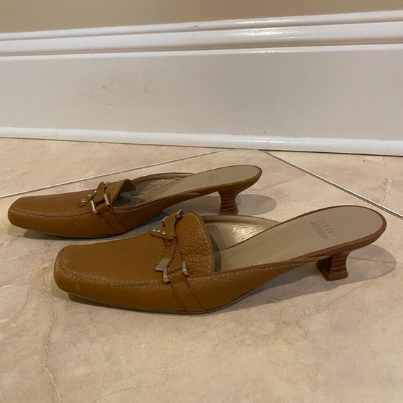 Stuart Weitzman square toe kitten heel - Picture 1 of 3